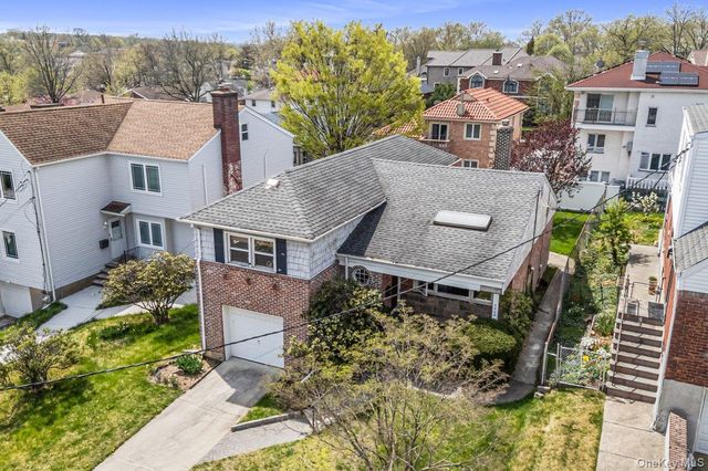 54-08 253rd Street, Little Neck, NY 11362