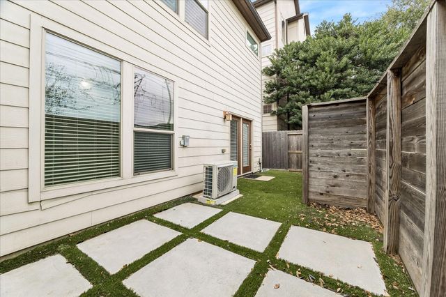 1216 Sampson Street, Houston, TX 77003