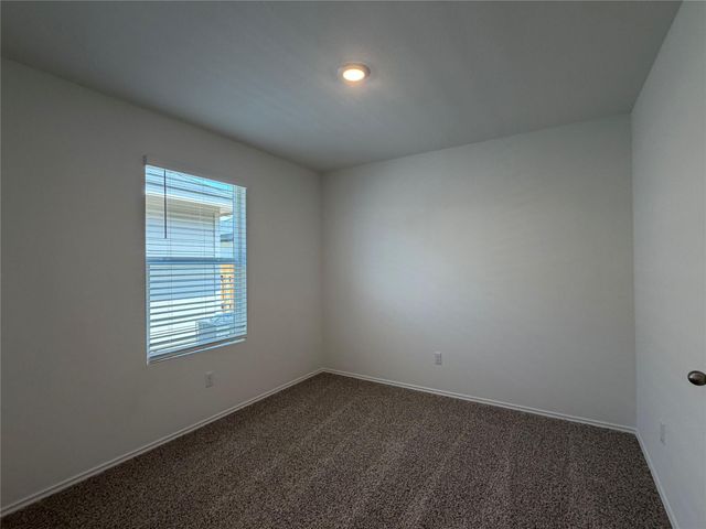 312 Nizao LN, Bastrop, TX 78602