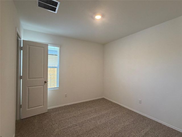 312 Nizao LN, Bastrop, TX 78602