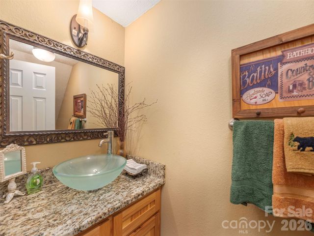 90 Lionheart Lane, Maggie Valley, NC 28751