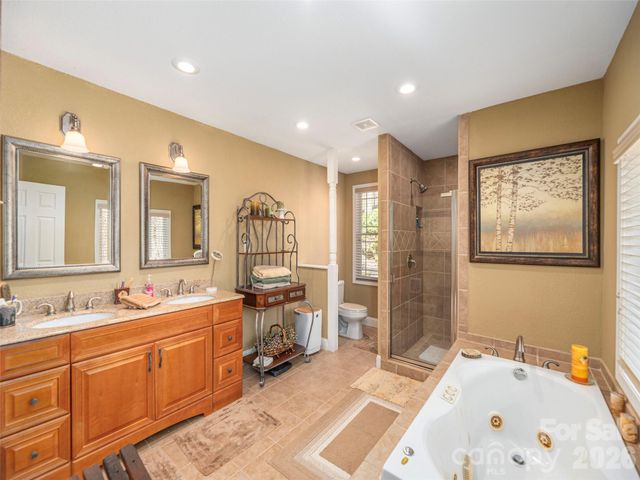 90 Lionheart Lane, Maggie Valley, NC 28751