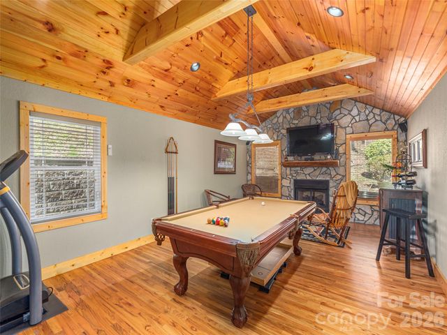 90 Lionheart Lane, Maggie Valley, NC 28751
