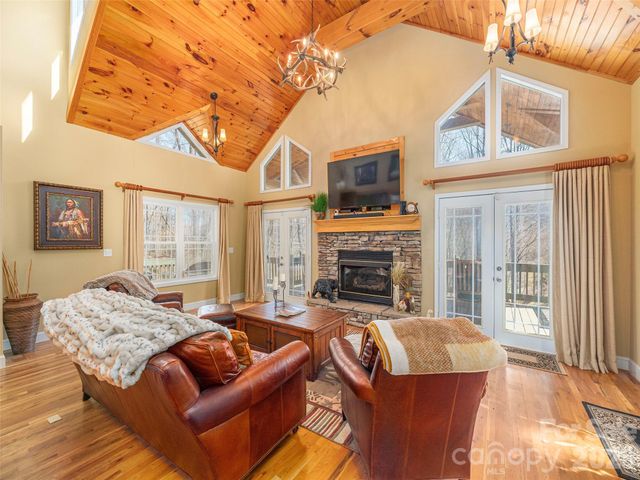 90 Lionheart Lane, Maggie Valley, NC 28751