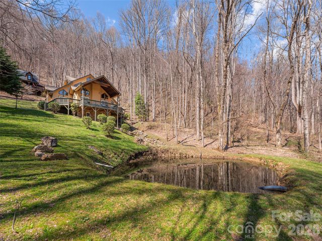 90 Lionheart Lane, Maggie Valley, NC 28751