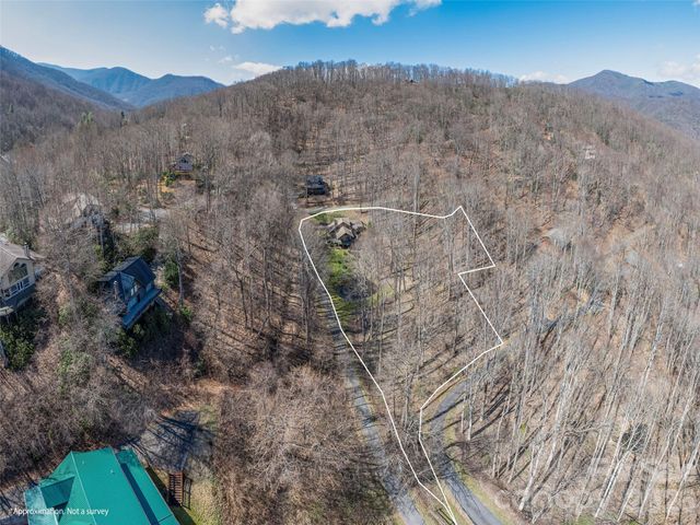 90 Lionheart Lane, Maggie Valley, NC 28751