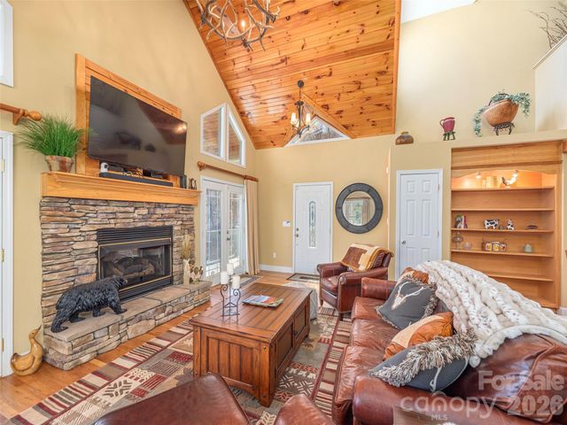 90 Lionheart Lane, Maggie Valley, NC 28751