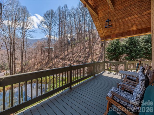 90 Lionheart Lane, Maggie Valley, NC 28751