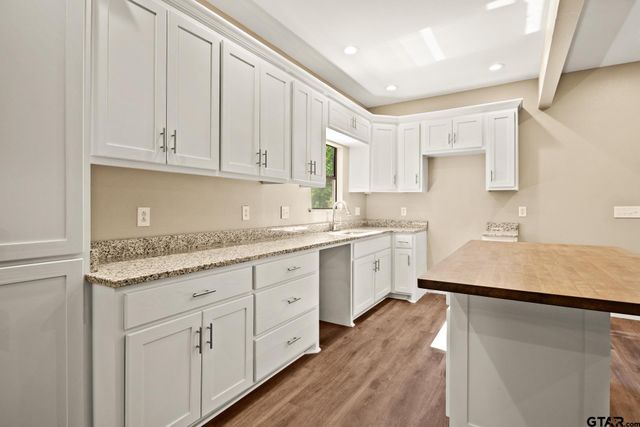 517 7th, Mt Pleasant, TX 75455