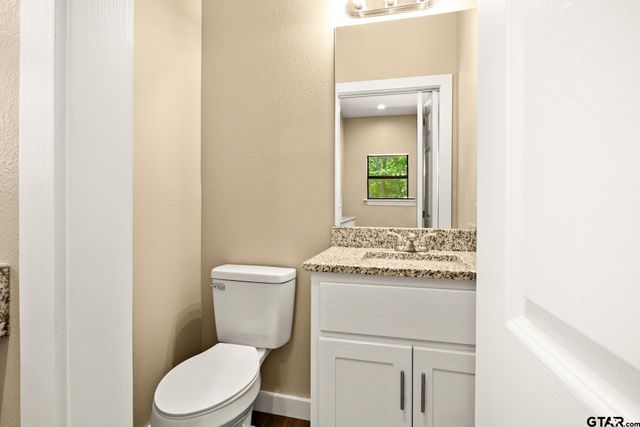517 7th, Mt Pleasant, TX 75455