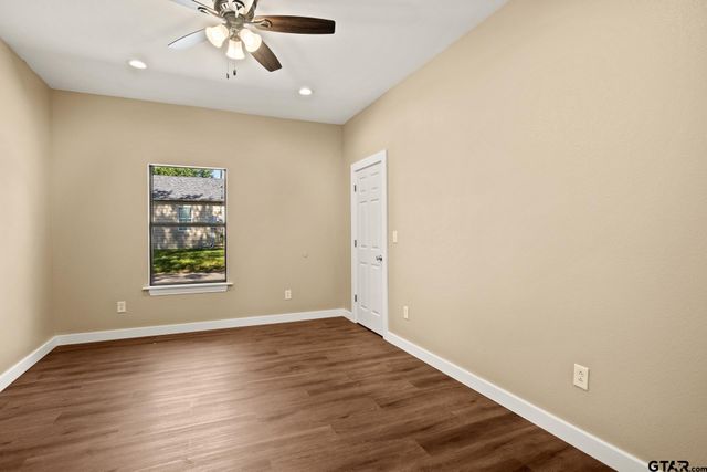 517 7th, Mt Pleasant, TX 75455
