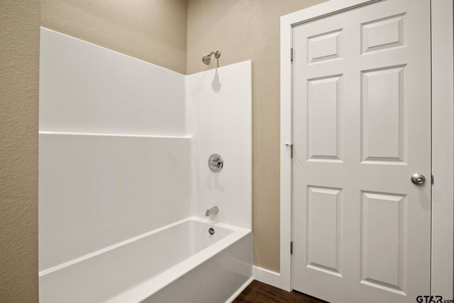 517 7th, Mt Pleasant, TX 75455