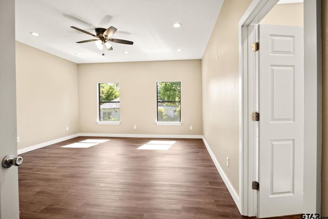 517 7th, Mt Pleasant, TX 75455
