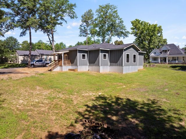 517 7th, Mt Pleasant, TX 75455
