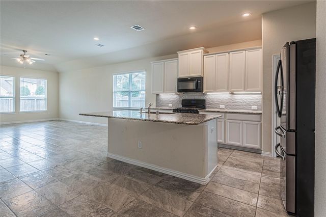 21263 Lucknow Lane, Kingwood, TX 77339