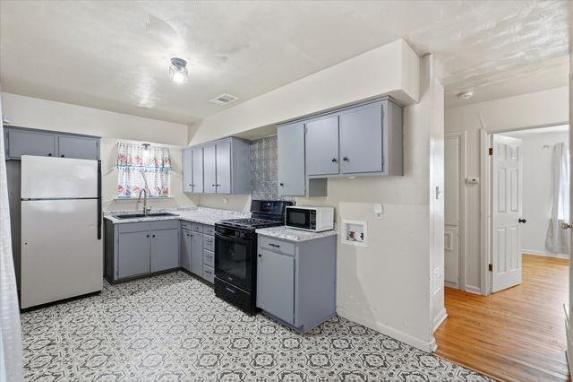 1005 Monterey Drive, Denton, TX 76209