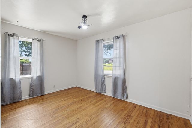 1005 Monterey Drive, Denton, TX 76209