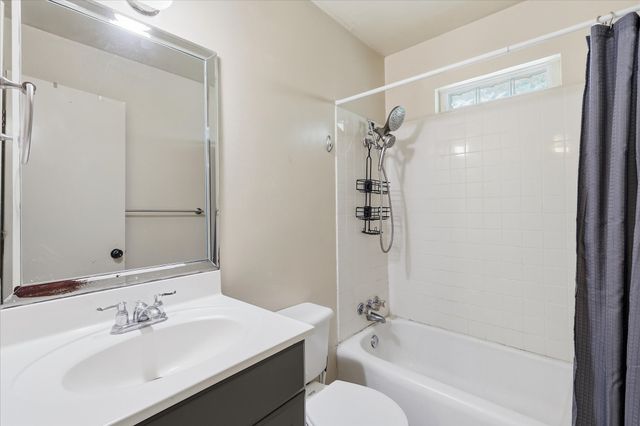 1005 Monterey Drive, Denton, TX 76209