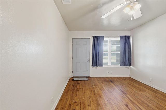 1005 Monterey Drive, Denton, TX 76209