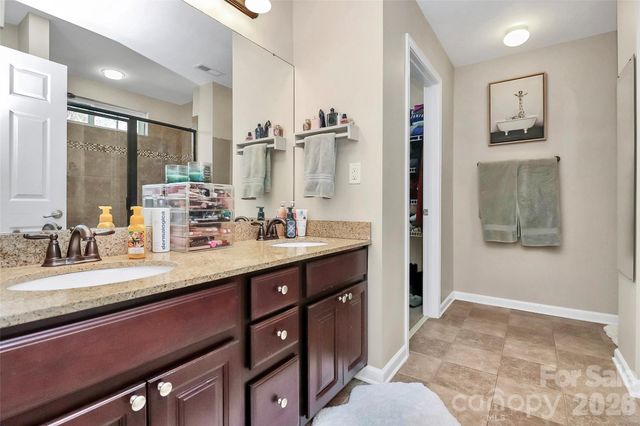 9732 Springholm Drive, Charlotte, NC 28278