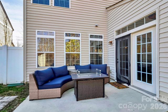 9732 Springholm Drive, Charlotte, NC 28278