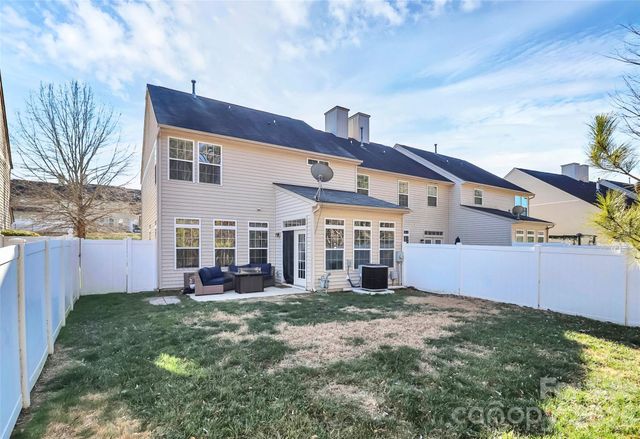 9732 Springholm Drive, Charlotte, NC 28278