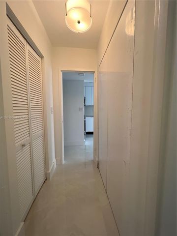 2899 Collins Ave 610, Miami Beach, FL 33140
