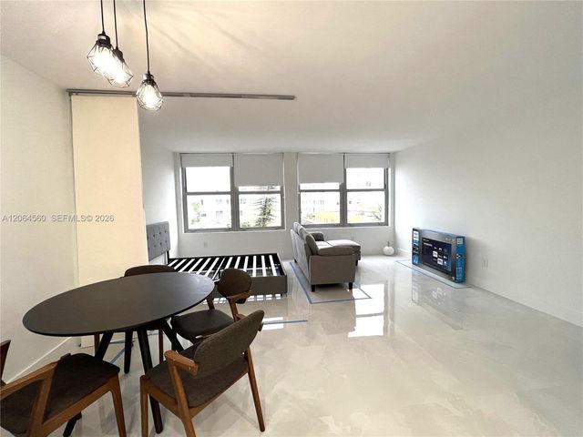 2899 Collins Ave 610, Miami Beach, FL 33140