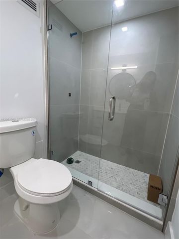 2899 Collins Ave 610, Miami Beach, FL 33140