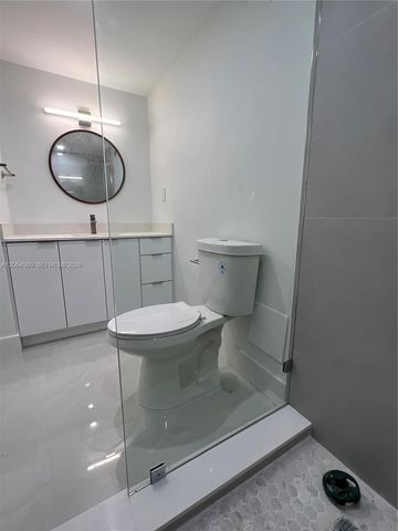 2899 Collins Ave 610, Miami Beach, FL 33140