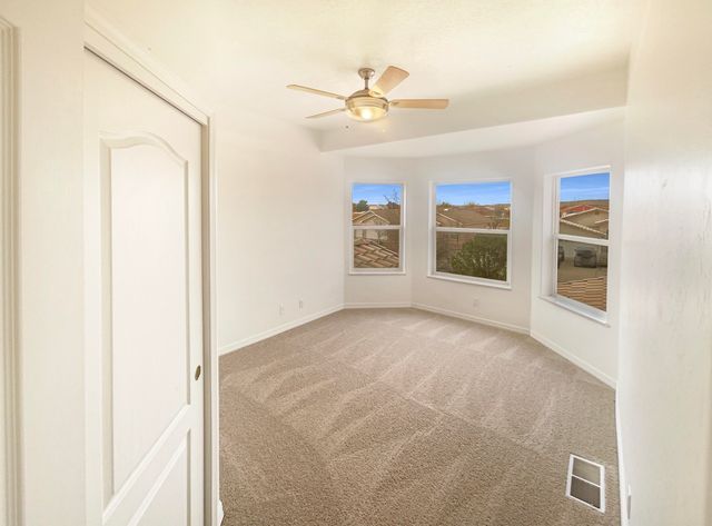 3856 Spyglass Loop SE, Rio Rancho, NM 87124