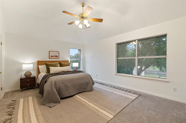 900 Laurel CV, Buda, TX 78610