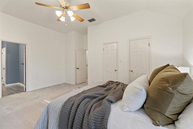 900 Laurel CV, Buda, TX 78610