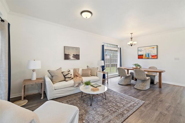900 Laurel CV, Buda, TX 78610