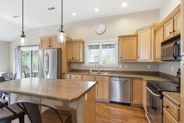 4759 LAKE VALLEY LN, Columbia, MO 65203