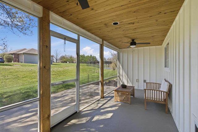 4759 LAKE VALLEY LN, Columbia, MO 65203