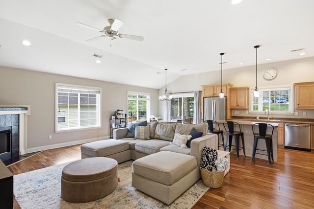 4759 LAKE VALLEY LN, Columbia, MO 65203