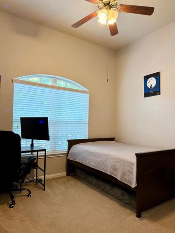 107 Jacobs Meadow Dr Drive, Conroe, TX 77384