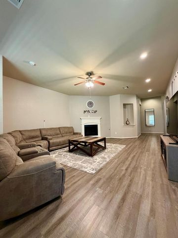 107 Jacobs Meadow Dr Drive, Conroe, TX 77384