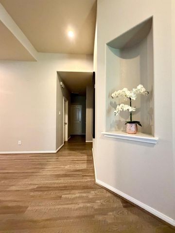 107 Jacobs Meadow Dr Drive, Conroe, TX 77384