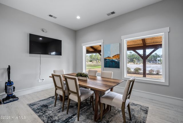 3444 Lake Club Circle, Southport, NC 28461