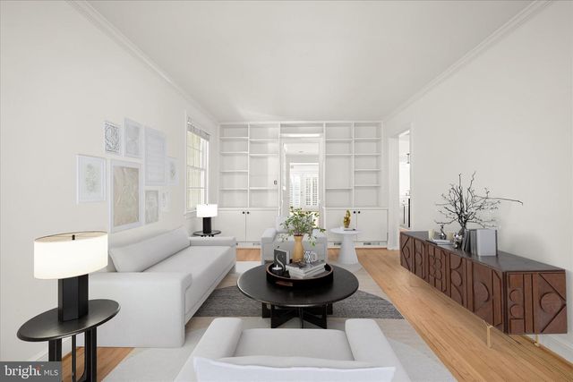 7012 EXETER RD, Bethesda, MD 20814