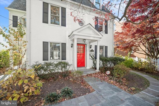 7012 EXETER RD, Bethesda, MD 20814