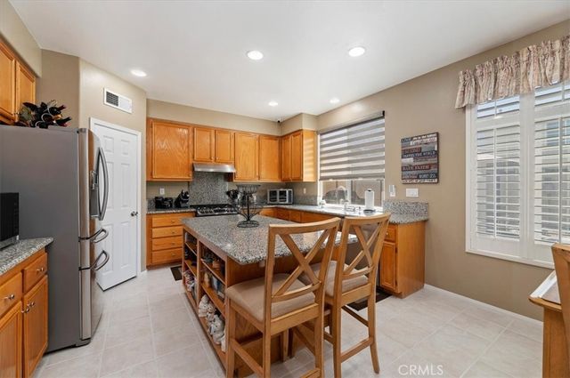 3745 Sawtooth Circle, Corona, CA 92881