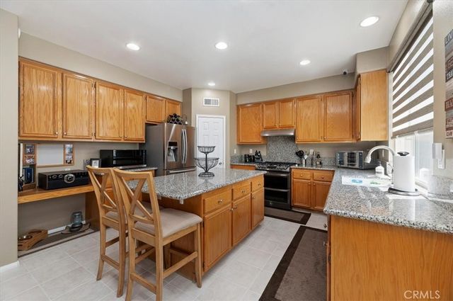 3745 Sawtooth Circle, Corona, CA 92881