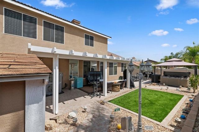 3745 Sawtooth Circle, Corona, CA 92881