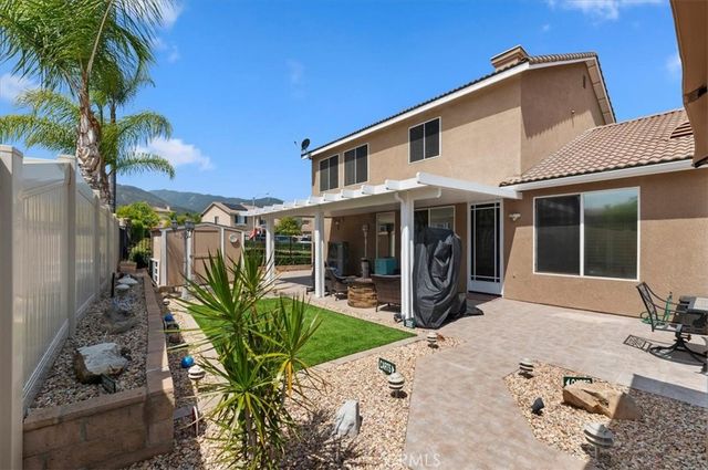 3745 Sawtooth Circle, Corona, CA 92881