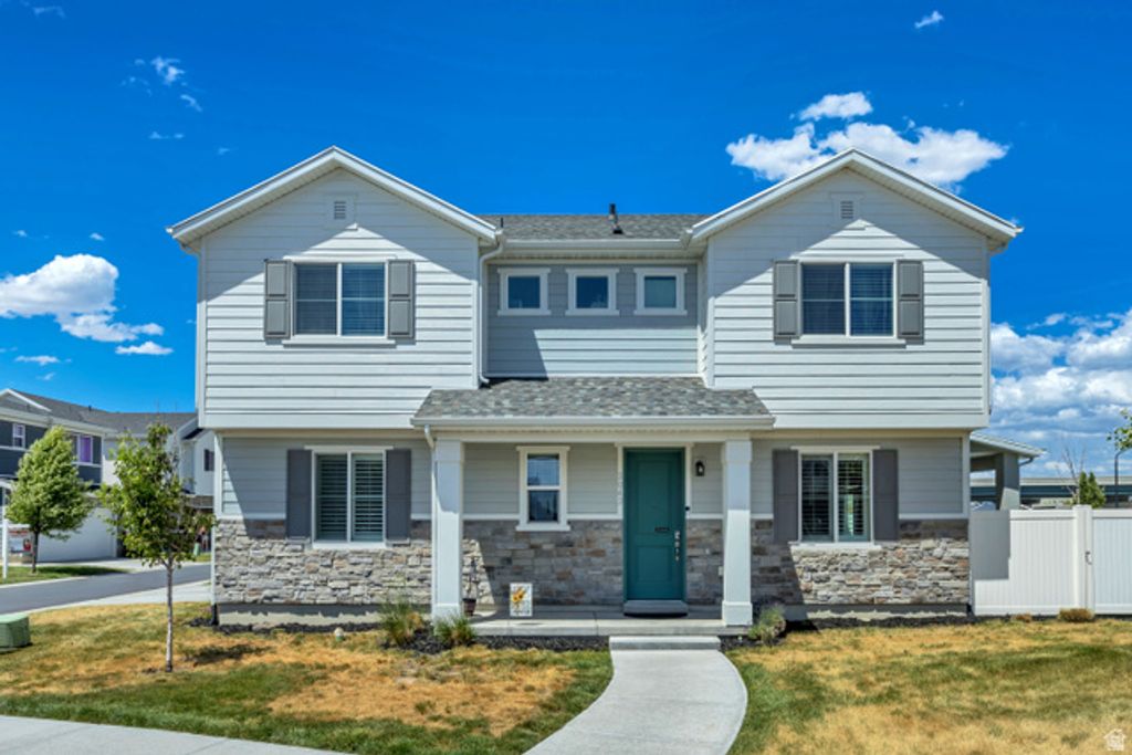 2042 W LYDIA LN, Syracuse, UT 84075