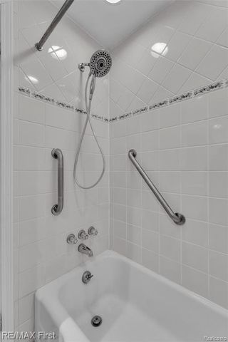 1974 Graefield Road, Birmingham, MI 48009