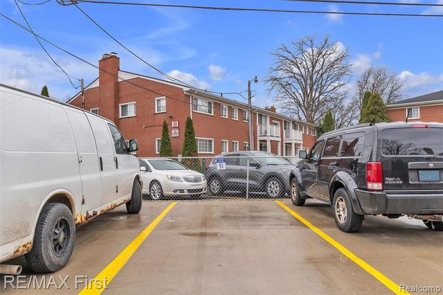 1974 Graefield Road, Birmingham, MI 48009